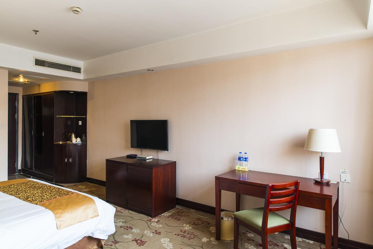 Vienna 3 Best Hotel Shanghai Expo Sanlin Экстерьер фото